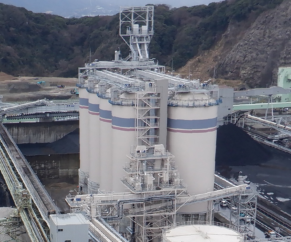 敦賀火力発電所　バイオマス燃料貯蔵サイロ