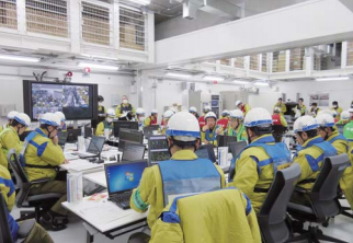 Operational Training at the Headquarters of Shika Nuclear Power Station (Emergency measures room)