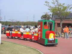 芝生広場の「汽車ポッポ」